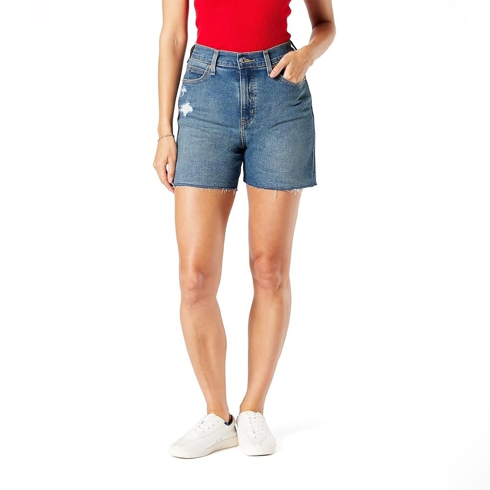 Levi’s Heritage High Rise Shorts Size 12 Waist 31